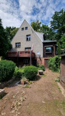 Interessantes Einfamilienhaus in idyllischer Lage