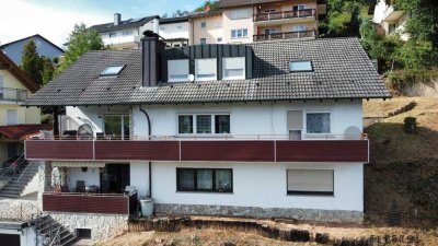Mehrfamilienhaus mit 3 Wohneinheiten und Weitblick in die Natur