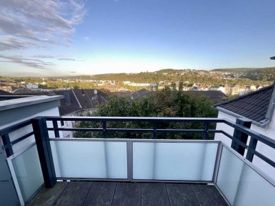 Wunderschöne 4 Zimmerwohnung mit Balkon