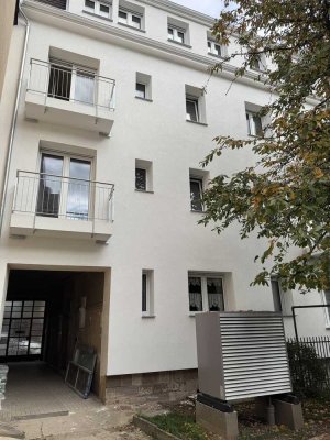 Neu renovierte 4 - Zimmer Wohnung zu vermieten