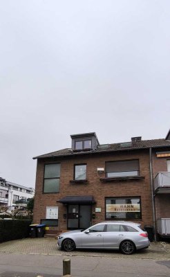MItten in Pulheim City, ab 1.12. oder 1.1. voll möbliert, helles,ruhiges Dachgeschoss,  55 qm, KDB