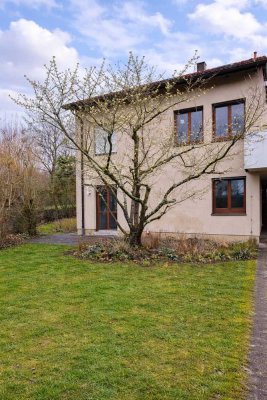 Charmante 43 m² Wohnung inkl. Terrasse und Carport in bester Lage