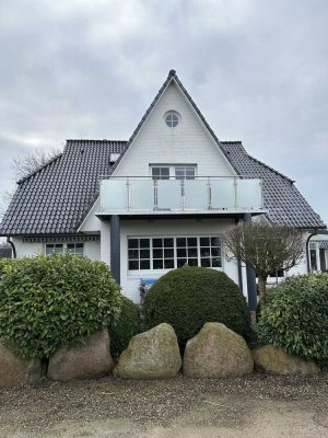 Schöne helle 3-Raum-Wohnung in 2 Familienhaus in Lütjensee / Seenähe