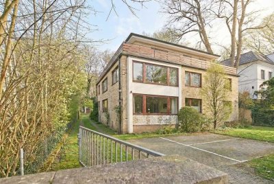 Sonniges  Penthouse mitten in Blankenese mit grosser Terrasse und Blick in den Goßlers Park