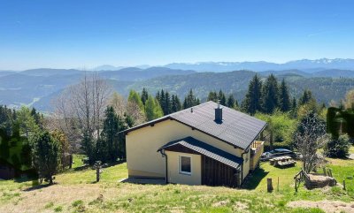 Neu saniertes Ferienhaus in Ruhelage mit Fernsicht auf der Hochrindl (Provisionsfrei)