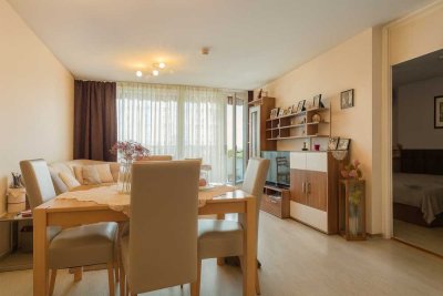 HELLE 2-ZIMMER-WOHNUNG MIT SUPER SCHNITT UND FERNBLICK