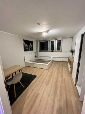 Renoviert 1-Zimmer-Wohnung mit Einbauküche in Köln Rendite 5,8%