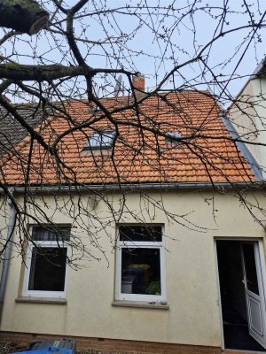 Handwerkerhaus mit viel Spielraum!
