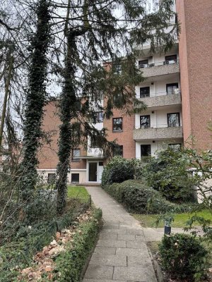 Ansprechende 4-Zimmer-Wohnung mit Balkon in Bremen