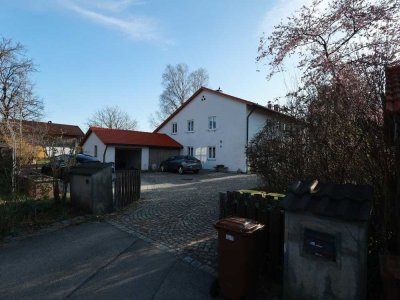 Große Baulandreserve - Zwei-Familien-Haus mit Bergblick -  OHNE MAKLER