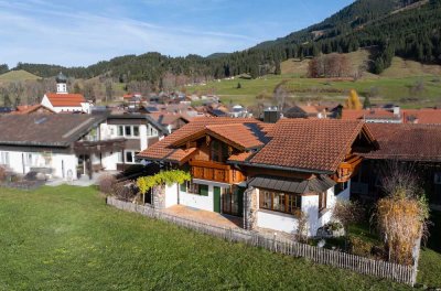 Einziehen und wohlfühlen - schön gelegenes Einfamilienwohnhaus in Oberstdorf / Ortsteil Schöllang