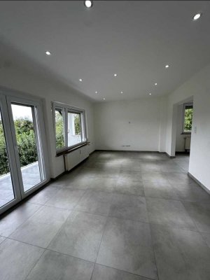 Helle 3,5-Zimmer Wohnung mit Balkon in Weißenburg in Bayern
