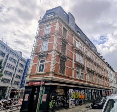 Hochwertige, modernisierte 4,5-Zimmer-Altbau-Wohnung in Hamburgs Neustadt