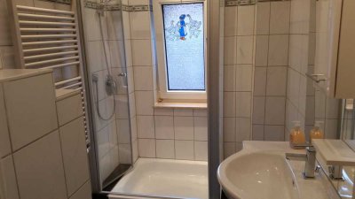 Wohnen auf Zeit: möblierte 4-Zimmer Wohnung in Bielefeld-Brackwede