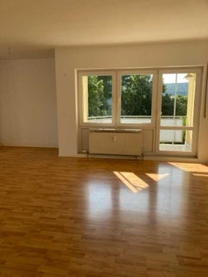 Helle 3-Raumwohnung mit modernem Flair in grüner Umgebung
