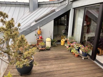 Solide Kapitalanlage! 3-Zimmer-Wohnung mit Dachterrasse, Aufzug & TG in Erftstadt-Liblar !