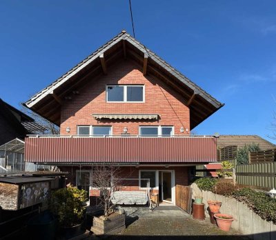 freist.  Ein-/bis Zweifamilienhaus in schöner, ruhiger Wohnlage von Hennef-Winterscheid