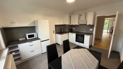 Wohnung EBK, 2 Balkone, Klimaanlage, Vollmöbliert, inkl. Wifi. Neue Einbauküche, Voll Ausgestattet