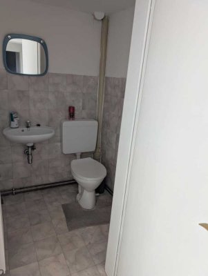 Attraktive 3,5-Zimmer-Wohnung mit Balkon und Einbauküche in Mücke