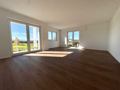 NEUBAU ! Wunderschöne 4 Zimmer Wohnung mit Balkon und Terrasse, hochwertige Ausstattung, KfW55 , uvm