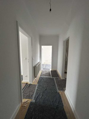 Helle 2,5-Zimmer Wohnung in Trittau mit großem Garten - neu saniert & (bald) einzugsbereit