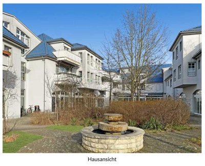 2-Zimmer-DG-Wohnung mit Balkon und Einbauküche in Golm