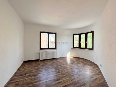 Zentral, hell, gemütlich: 2-Zimmer-Wohntraum auf der Weststraße!