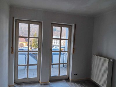 3-Zimmer Erdgeschosswohnung mit 2 Balkonen in Bad Brückenau