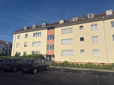 Moderne, kernsanierte 5-Zimmer-Eigentumswohnung mit Ensuite-Schlafzimmer