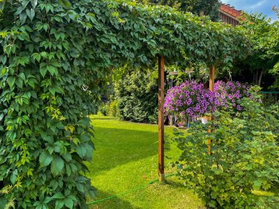 In Seenähe: Einfamilienhaus mit Garten