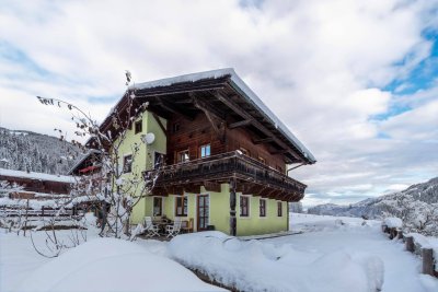 Sonniges Wohnhaus mit Garten in ruhiger Aussichtslage ( 05405 )