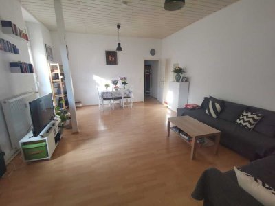 Schöne, sanierte 2-Zimmer-Altbau-Wohnung mit Balkon in den Quadraten