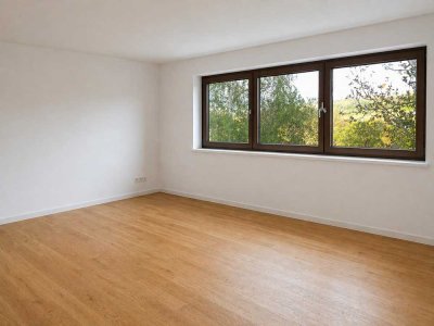 Erstbezug nach Sanierung, Hochwertige 4-Zimmer EG-Wohnung mit Balkon