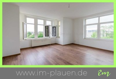 3.OG 105m² 4 Zimmerwohnung mit Balkon im Stadtteil Seehaus von Plauen mieten - Bad mit Wanne