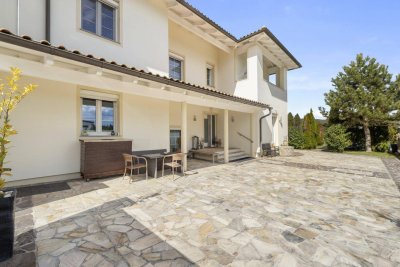 Wunderschönes Haus in mediterranem Stil mit ca. 200 m² Wohnfläche und ca. 2.200 m² Grund, Tainach / Nähe Klopeiner See