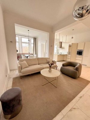 Schöne 3,5-Zimmer-Altbau-Wohnung mit Sonnenterrasse und Stellplatz