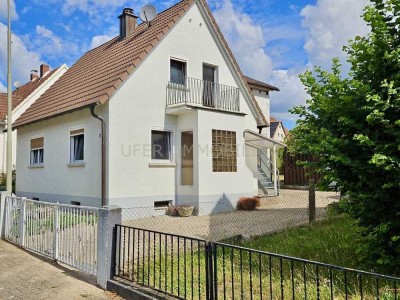 Charmantes Einfamilienhaus mit Anbau und großem Grundstück