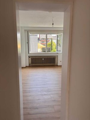 4-Zimmer-Wohnung mit Balkon in Mannheim-Neckarau