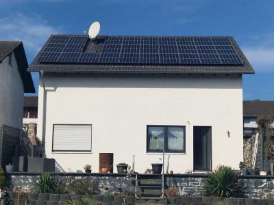 Einfamilienhaus mit 5 Zimmer, Garten & Pool