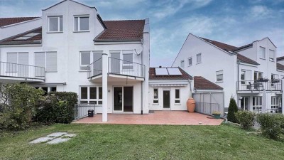 Charmantes Reihenhaus am Ulmer Kuhberg - großzügig, hell und mit Gartenidylle