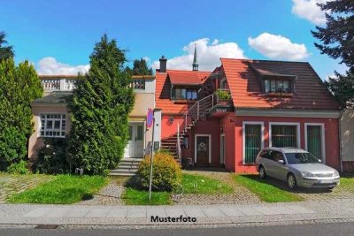 4-Zimmer-Wohnung, Terrasse, TG-Stellplatz