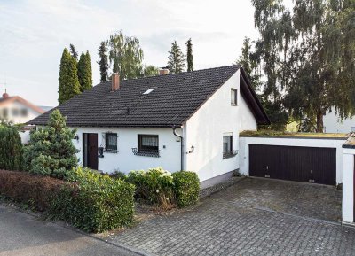 Einfamilienhaus mit Charme und Potenzial in ruhiger Lage von Unteressendorf