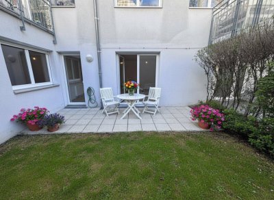 Moderne 3-Zimmer-Neubauwohnung mit Eigengarten in ruhiger Innenhoflage