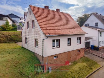 Kleines Einfamilienhaus zum vollständigen Aus- und Umbau!