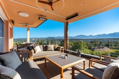 Seeblick-Penthouse mit Indoorpool