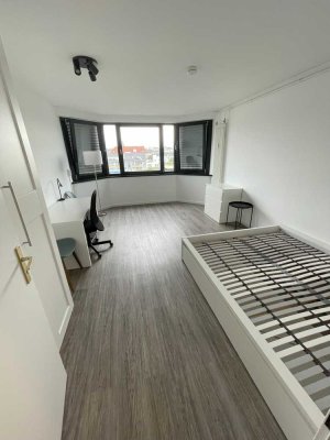 Saniertes und möbliertes Apartment mitten in der Stadt