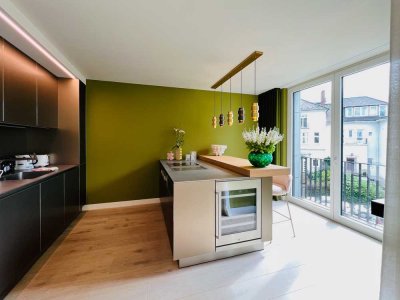 Lichtdurchflutete Wohnung direkt an der Alster.