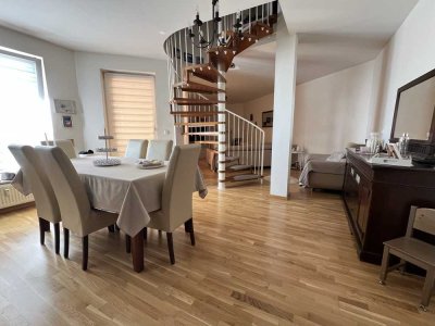 Schöne 3-Zimmer-Maisonette-Wohnung mit zwei Balkonen in Berlin - Reinickendorf