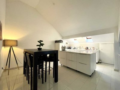 Moderne 2,5 Zimmer-Wohnung über den Dächern von Pforzheim