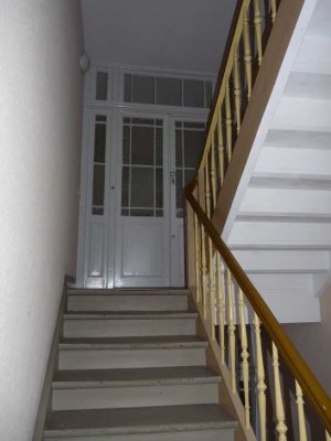 Sanierte 3 ZKB Altbauwohnung in gepflegtem Haus KA-Südstadt, Nähe Werderplatz
